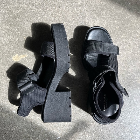 [SOLD] Vagabond platform black sandals - Picture 4 of 5